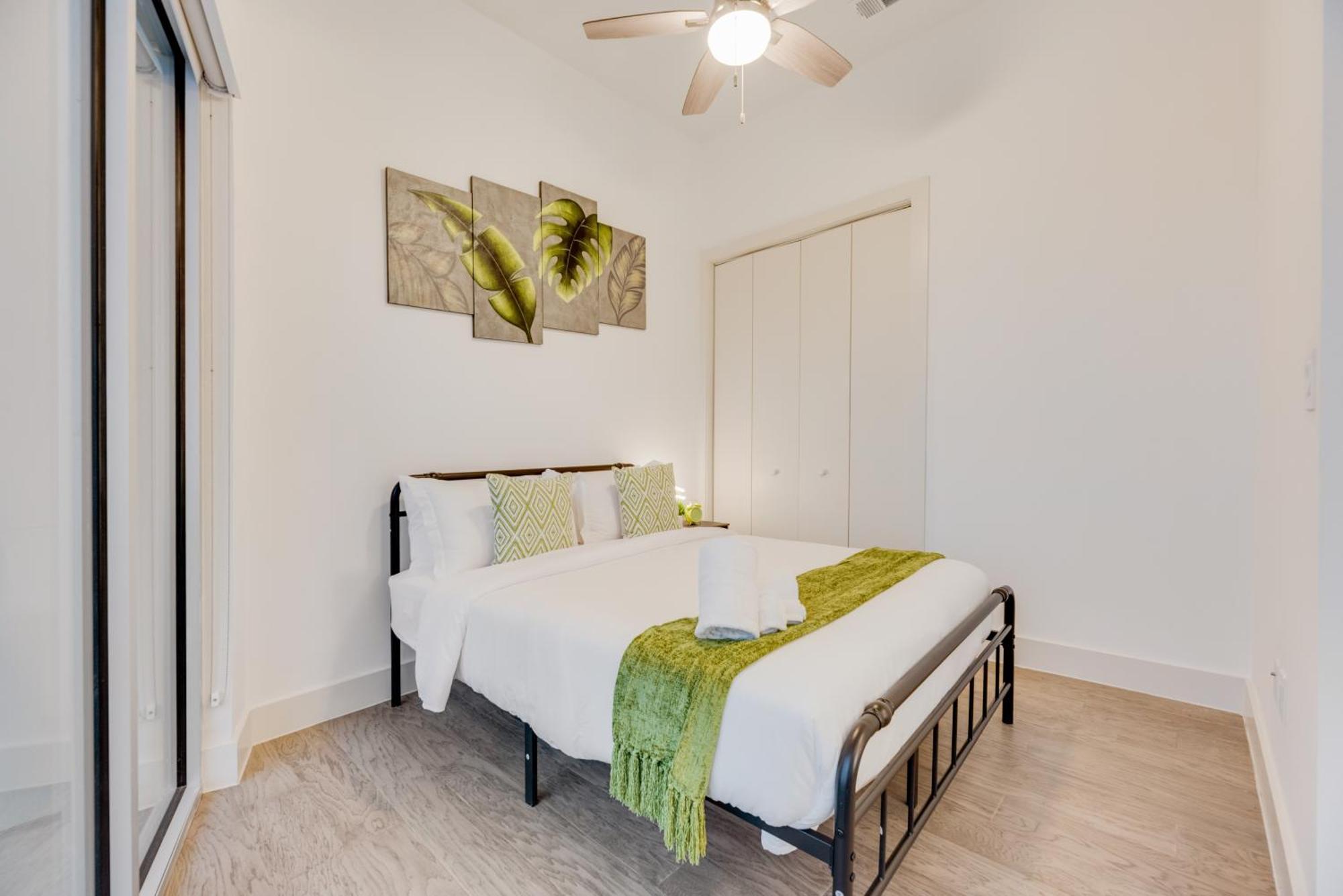 Snappy Loft Style 2Br I Gym I Parking I Workspace Dallas Exterior photo