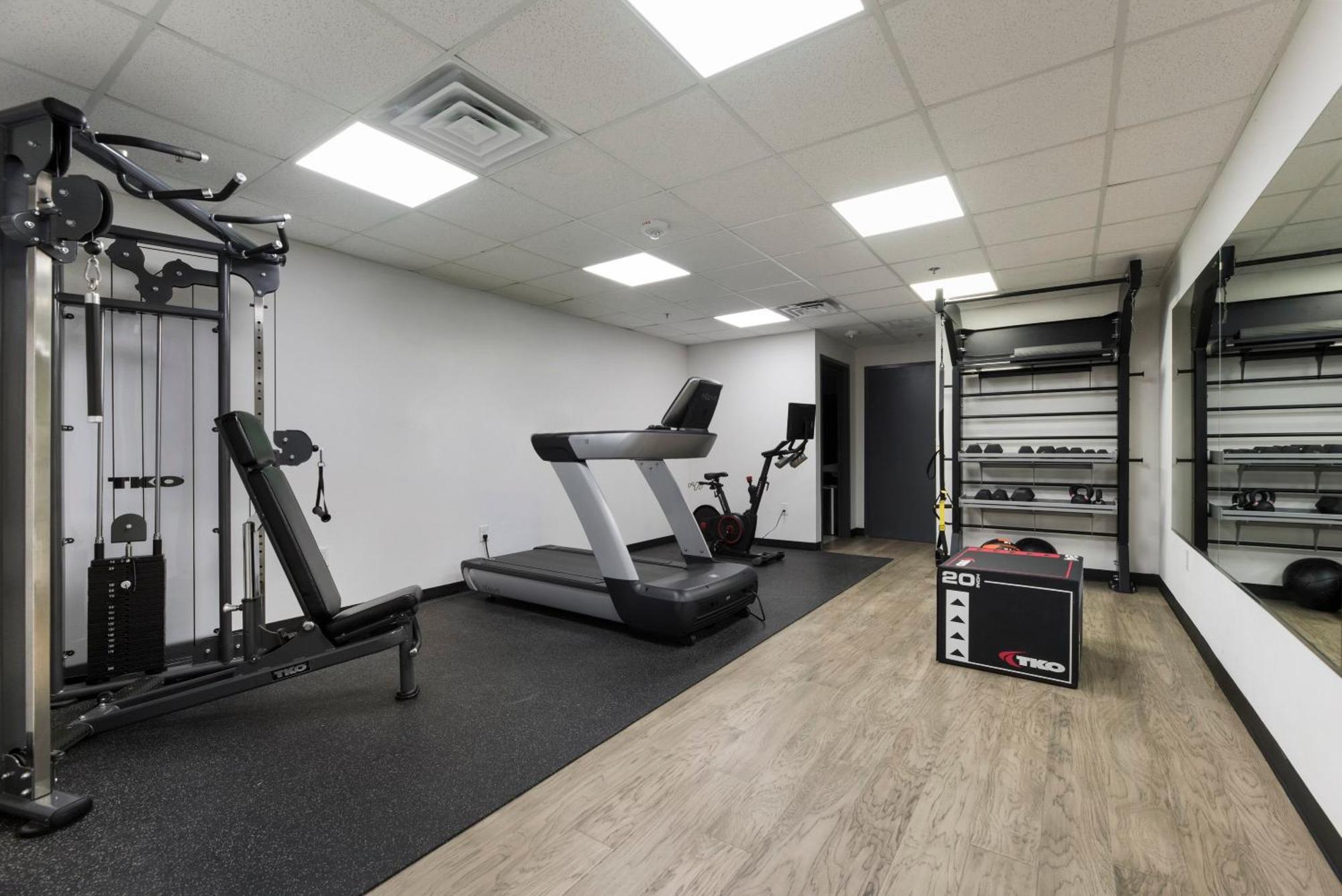 Snappy Loft Style 2Br I Gym I Parking I Workspace Dallas Exterior photo